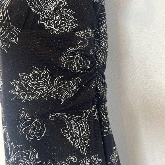 Dressbarn Womens Black Sleeveless Tank Top Blouse Glitzy Shimmery Size L - Picture 7 of 9